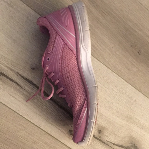 Ryka Women's Pink Athletic Shoes/Sneakers Tennis Shoes - Picture 4 of 16